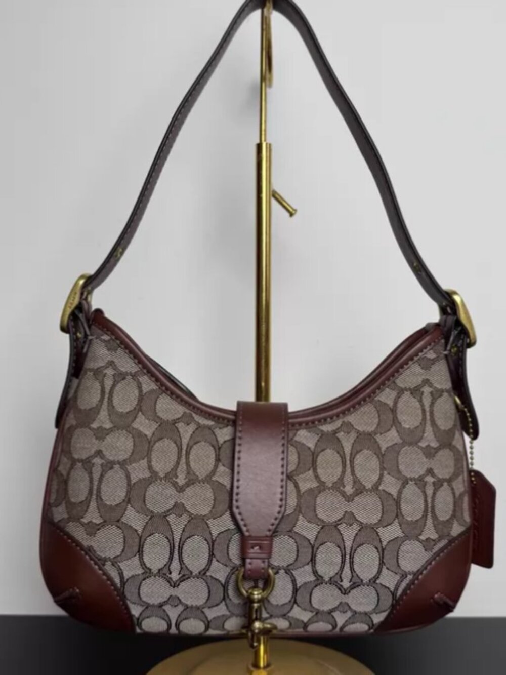 Coach Signature Canvas Shoulder Bag (Style CBF16) Brown/Gold
